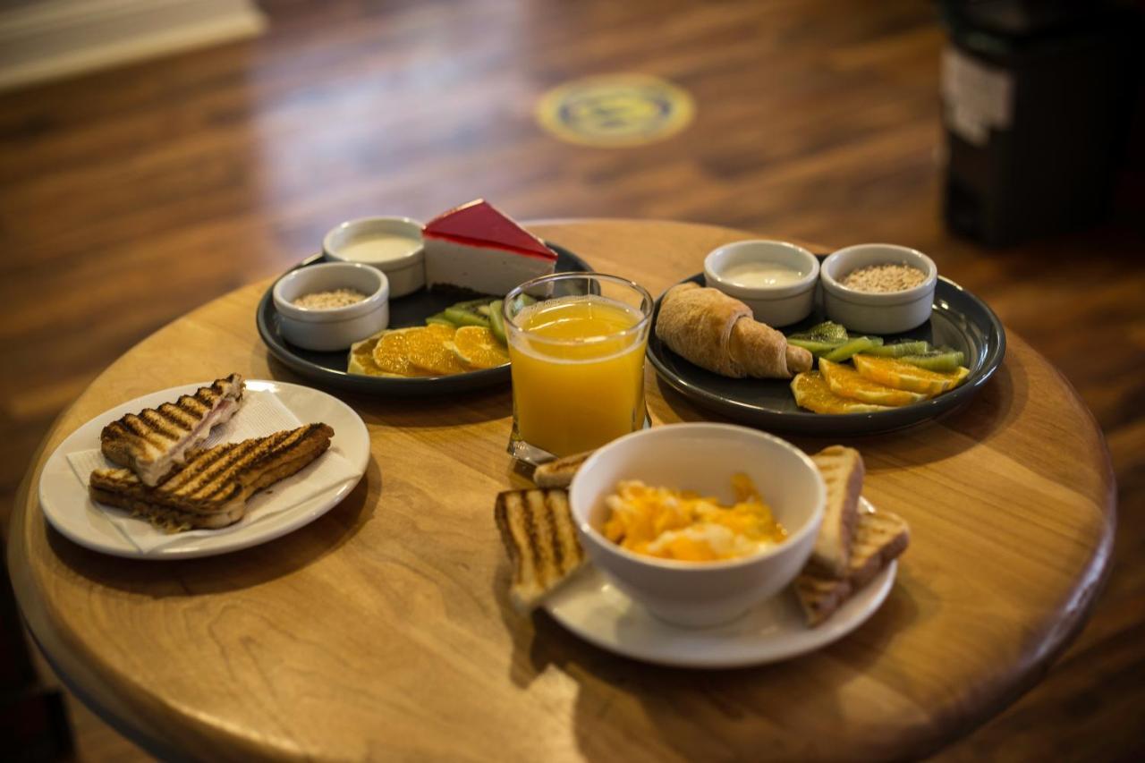 Hostal Boutique Terra Antarctica Punta Arenas Dış mekan fotoğraf